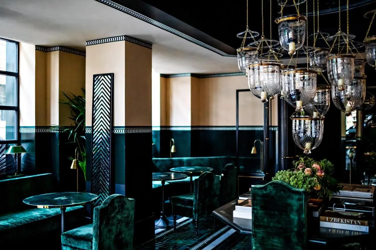 Monsieur George & - Champs-elysees 5*