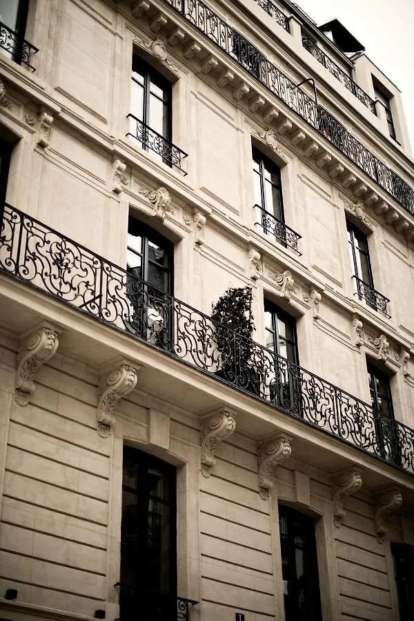 Monsieur George & - Champs-elysees