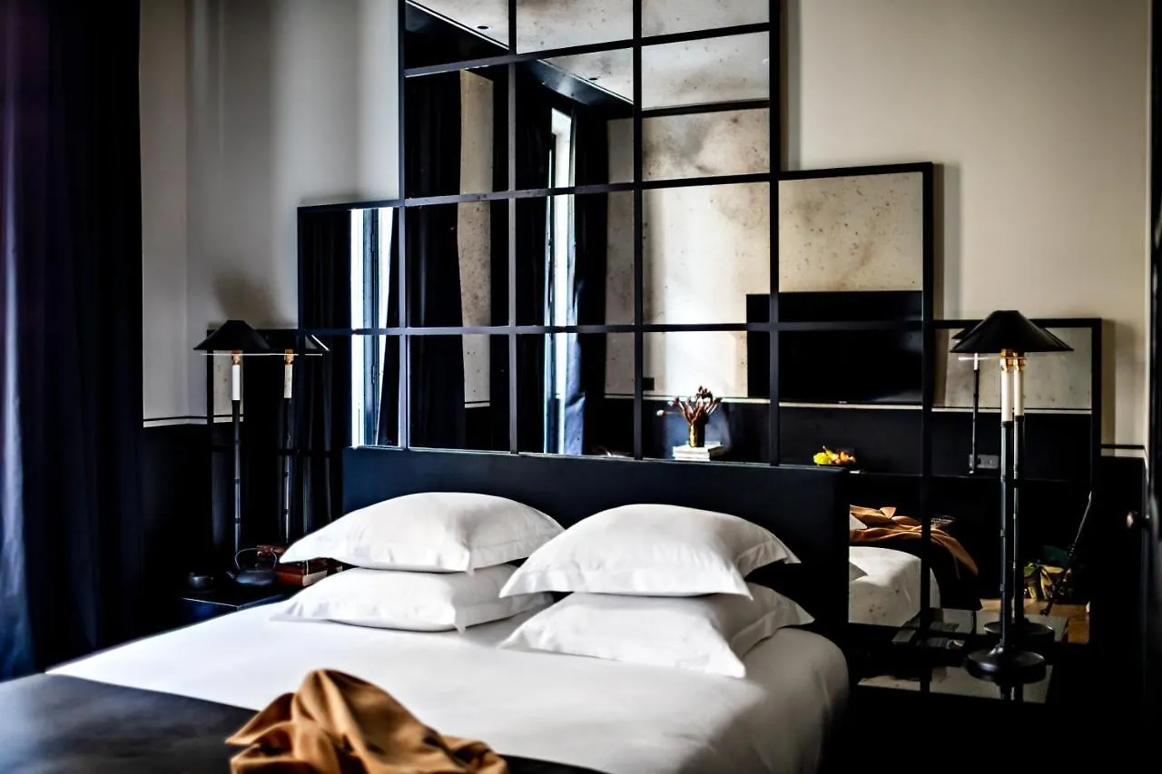 Monsieur George & - Champs-elysees Hotell 5*
