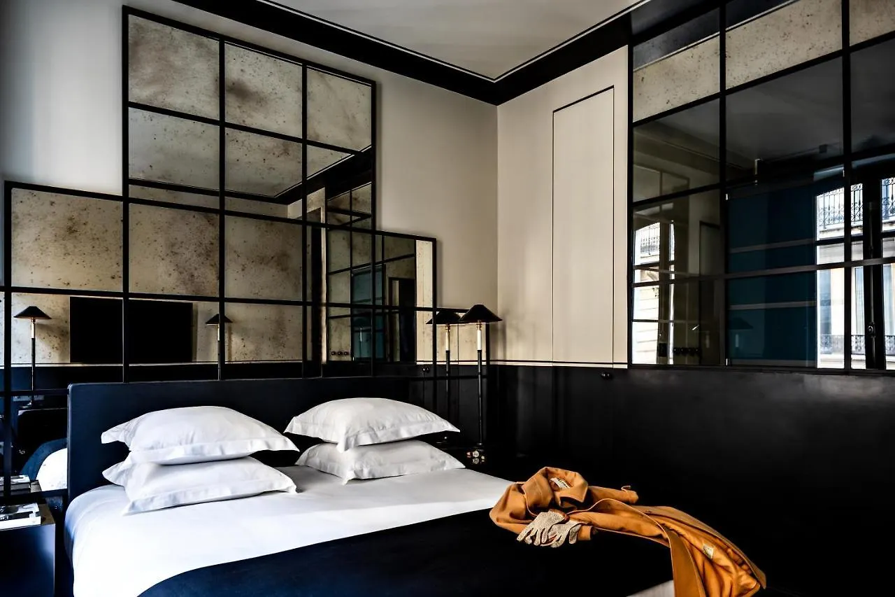 Monsieur George & - Champs-elysees Hotell 5*